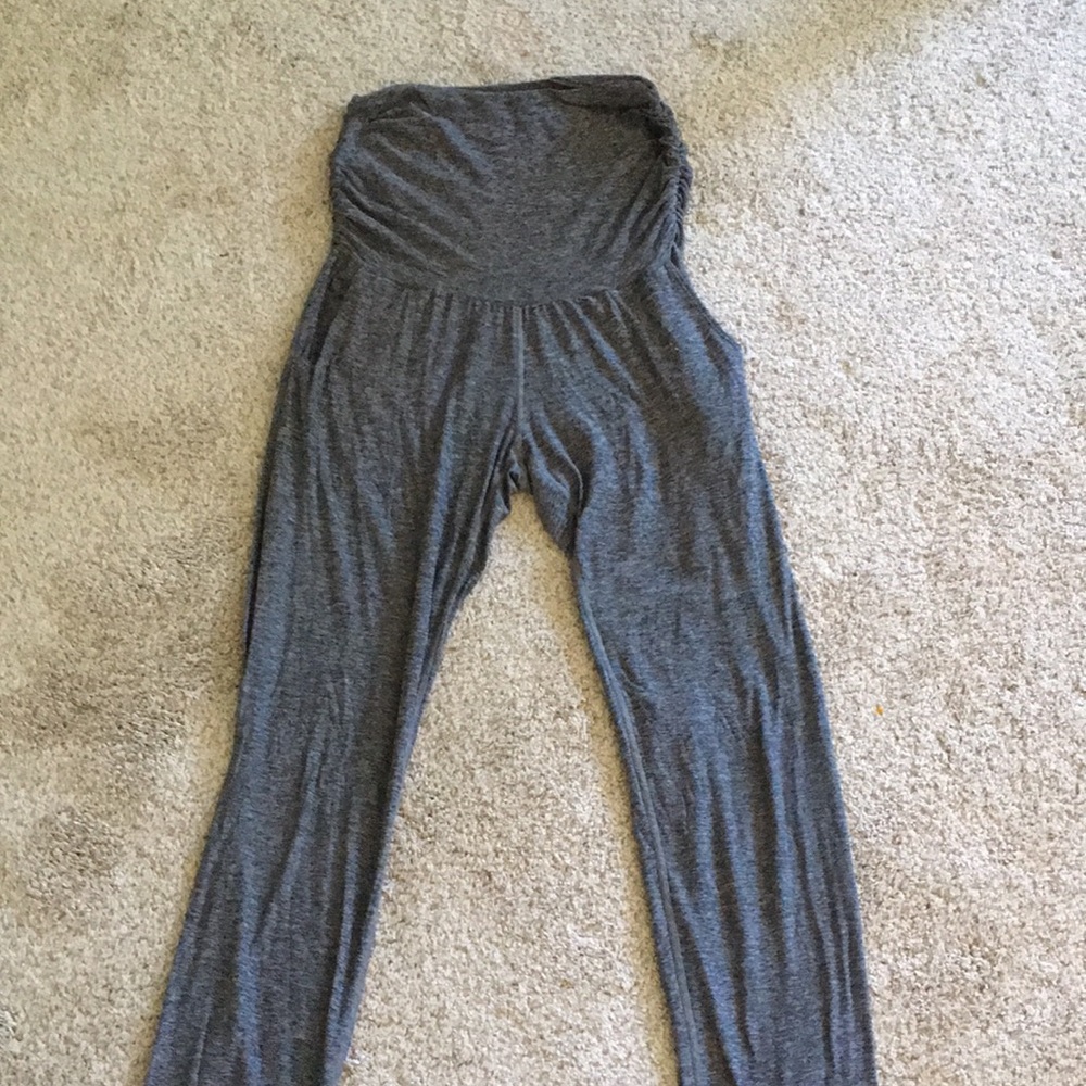 Beyond the Bump Maternity Capri Small Excellent Condition